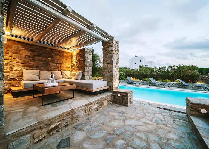 Ohana Paros * Chrisi Akti (Paros)